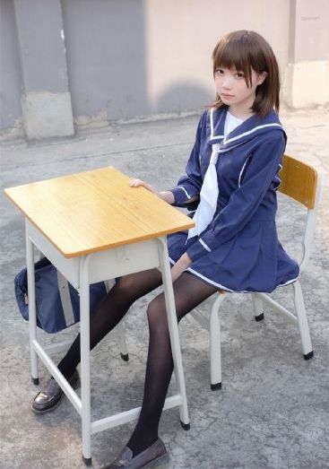 日本亚洲欧美综合在线_高清完整在线观看