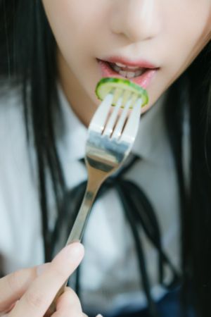 欧美美女健身游泳跳舞_HD免费播放