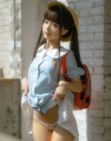 欧美性感上衣女_720高清免费观看