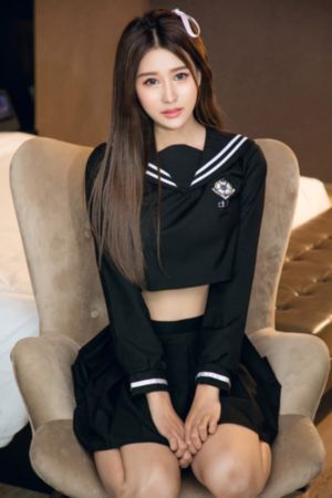 欧美时尚羽绒服穿搭示范_日韩在线观看
