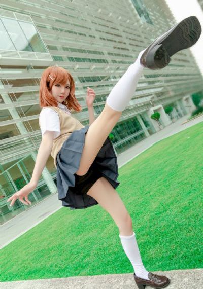 穿越之美女保镖_BD国语迅雷电影在线