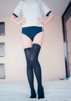亚洲成人色av_高清完整版观看