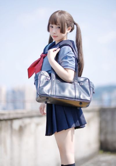 欧美女性ins_720神马影院手机在线
