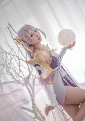 欧美比基尼美女模特_大片在线观看